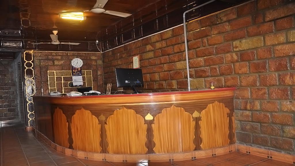 Hotel Sagar Kambam Exterior foto